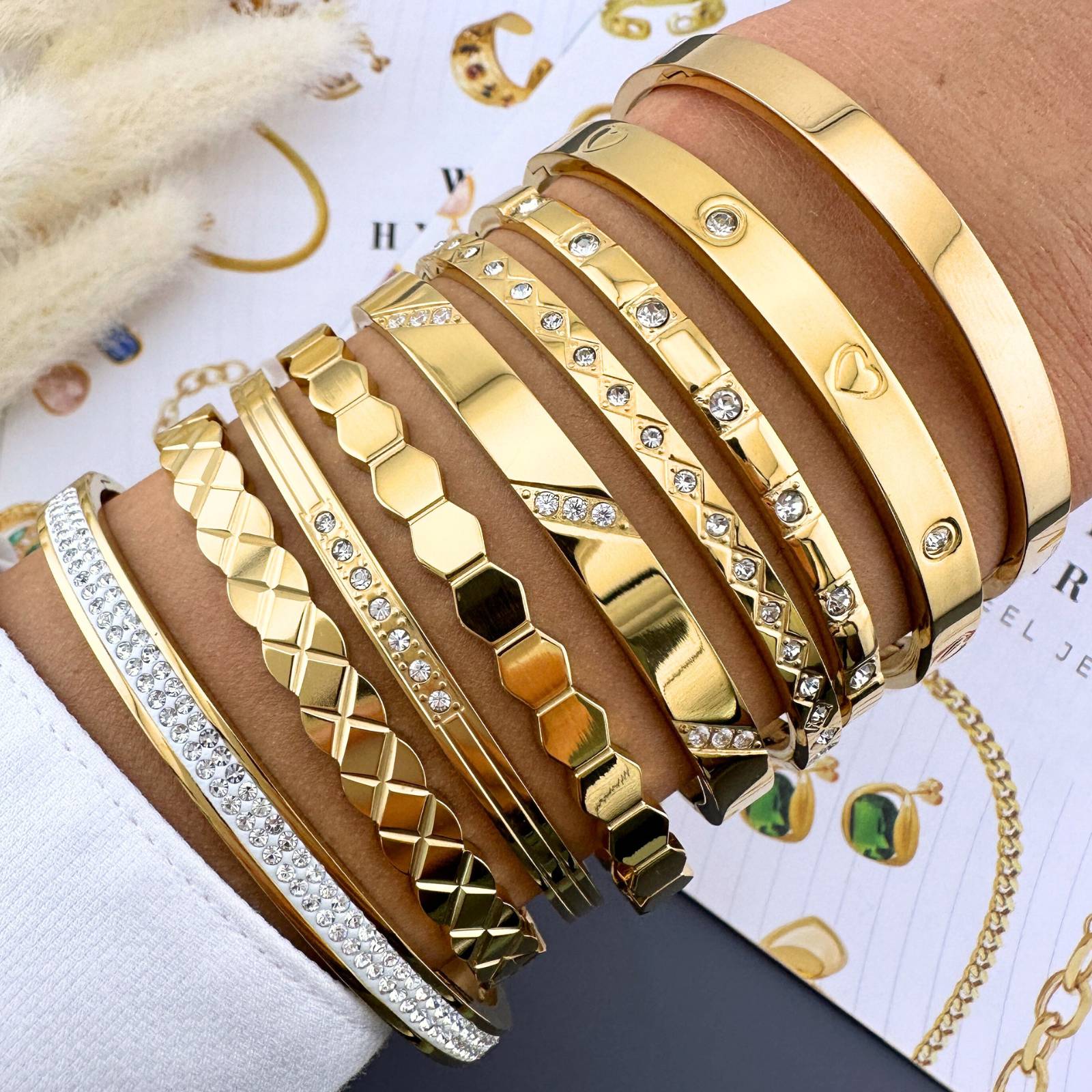 Cubic zirconia bangle bracelet