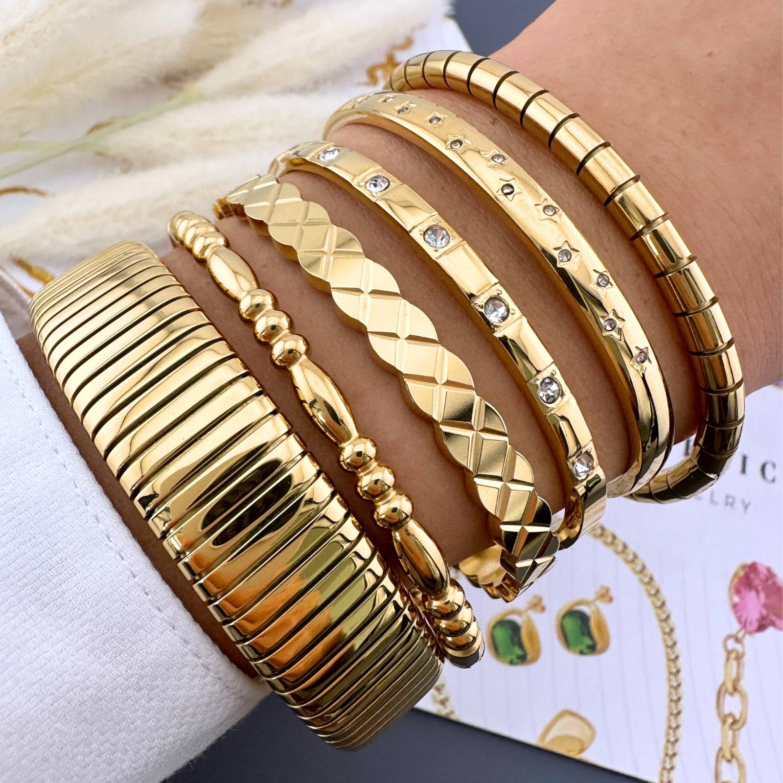 Star Bangle Bracelet