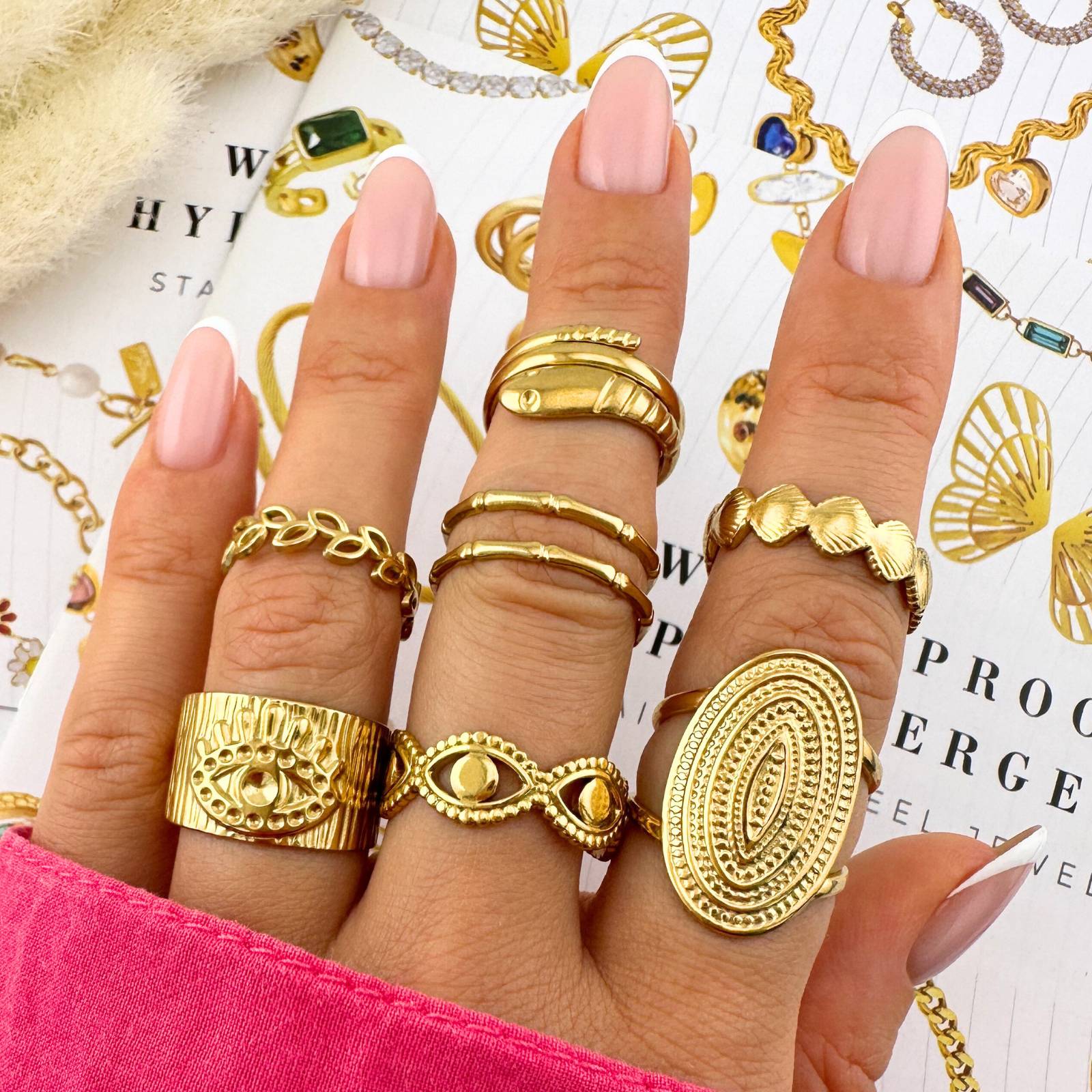 Adjustable   gold Evil Eyes finger ring