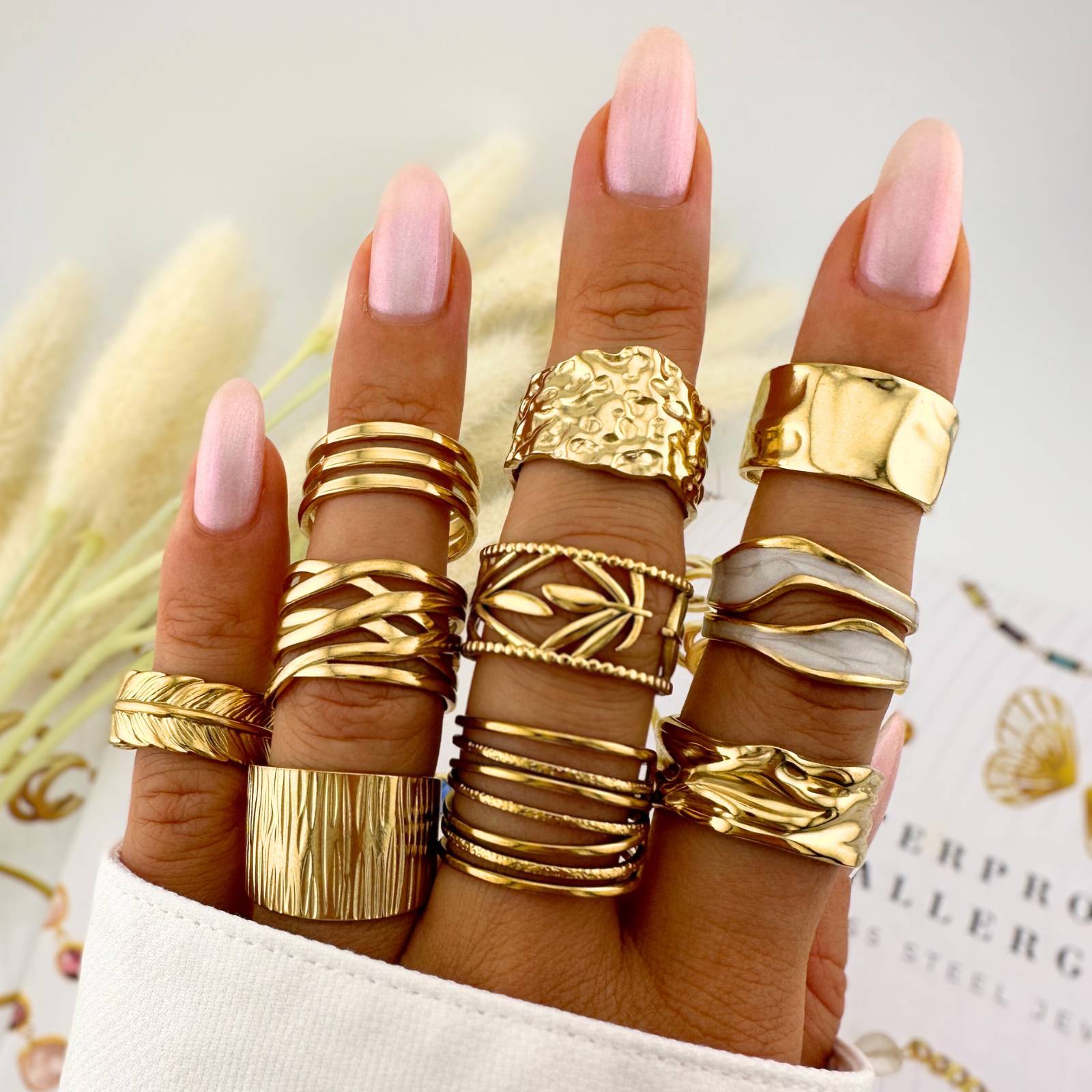 Luxury 18K gold plated finger ring