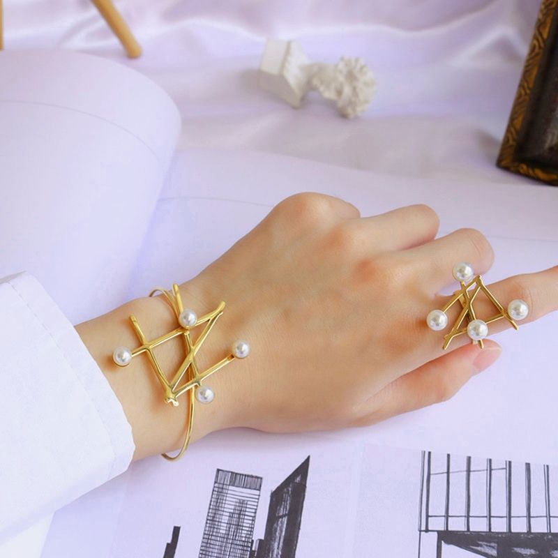 Pearl Gold plated bracelet