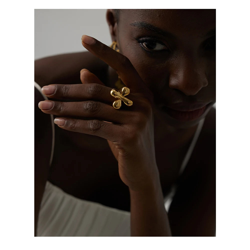 18K Metallic Texture Statement Ring
