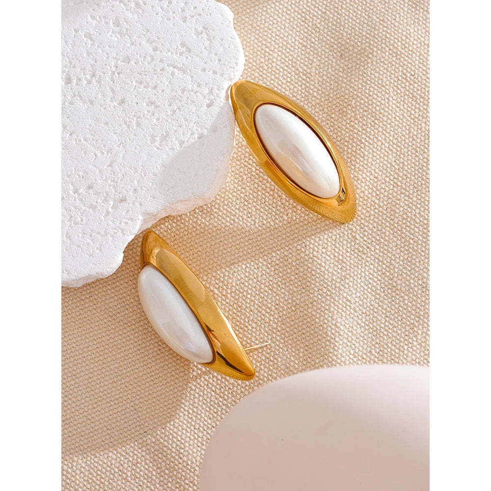 Exclusive Golden Pearl Oval Stud Earrings