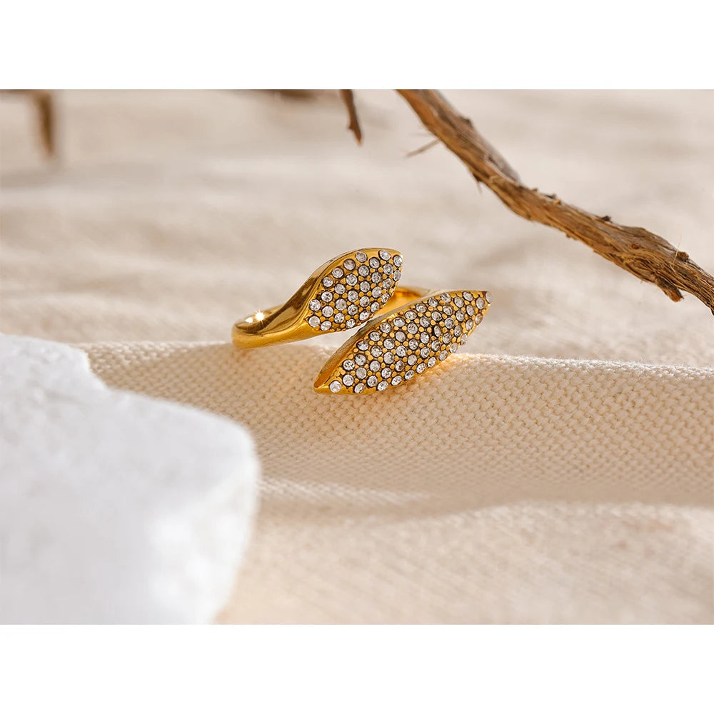 Luxury Golden Cubic Zirconia Ring