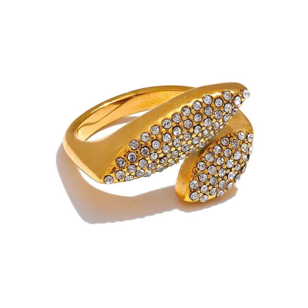 Luxury Golden Cubic Zirconia Ring