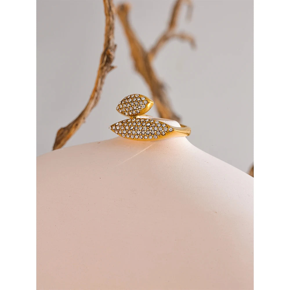 Luxury Golden Cubic Zirconia Ring